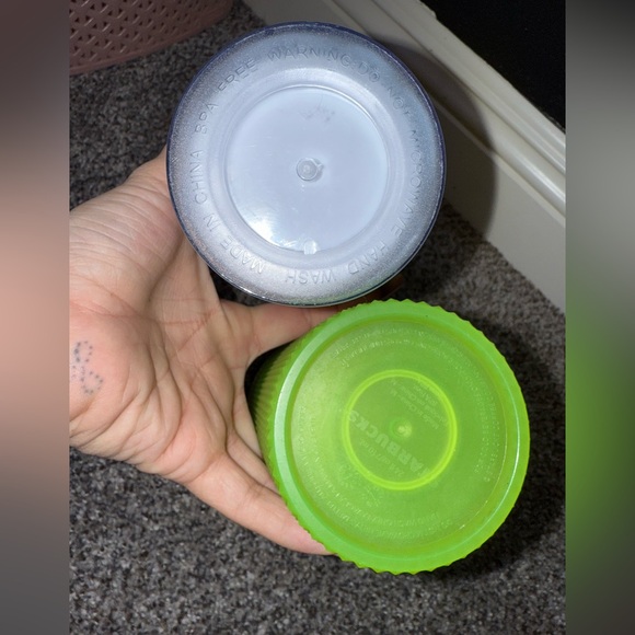 Tumbler bundle - Starbucks and Vera Bradley - Picture 4 of 4